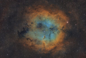Nebulosa Proboscide di Elefante IC 1396 Hubble Palette SHO con H-Alpha, Oiii e Sii Antlia da 3nm e 3.5nm e Askar ACL200 APO 50mm F/4.0 e ASI 294MM