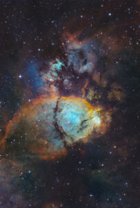 Nebulosa Testa di Pesce (Fishhead nebula) IC 1795, NGC 896 in Hubble Palette SHO (SII, Ha, OIII) Astrofotografia banda stretta monocromatica camera asi 294mm nebulosa cuore ic 1805