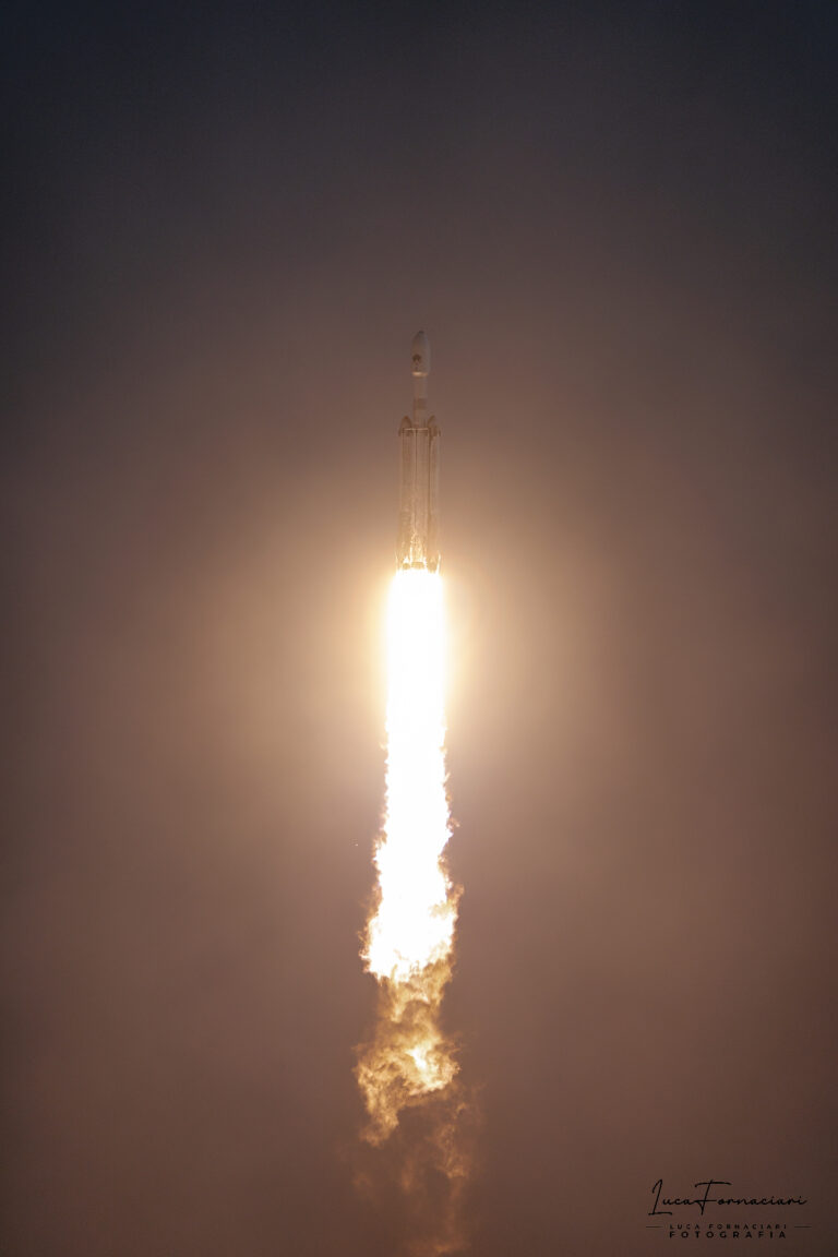 Ho fotografato un Falcon Heavy di SpaceX a Cape Canaveral, Florida, razzo, fotografare il decollo, time lapse, rientro dei booster, boosters, Falcon 9, fotografia a lunga posa, Sony, NASA, spiaggia di Playalinda beach